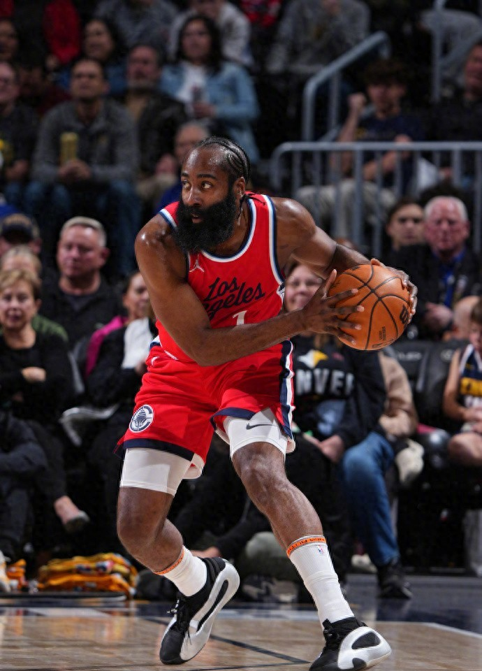 赛后突围战来临，华盛顿奇才围绕国王杯主帅复盘，话题不断，球探报告显示潜力的简单介绍-九游游戏中心